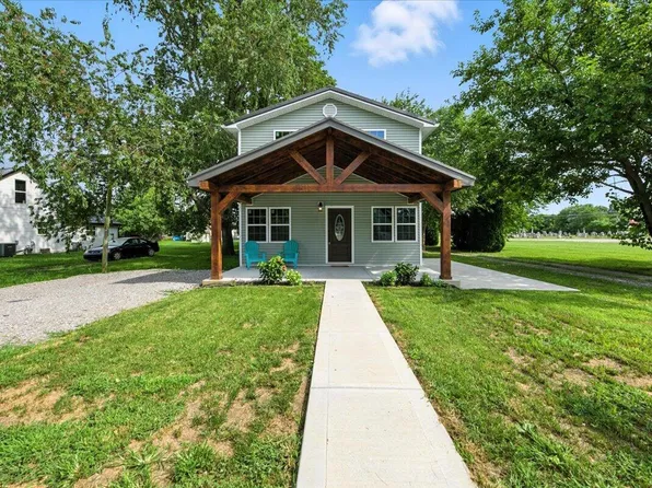 320 E High St, Warsaw, KY 41095