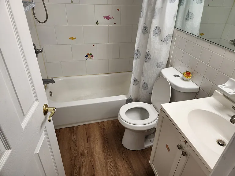 300 Byberry Rd #103 — Photo 3