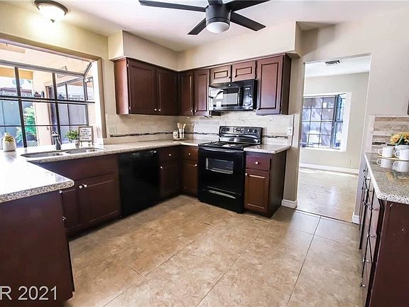4th image of 3835 El Paso Dr