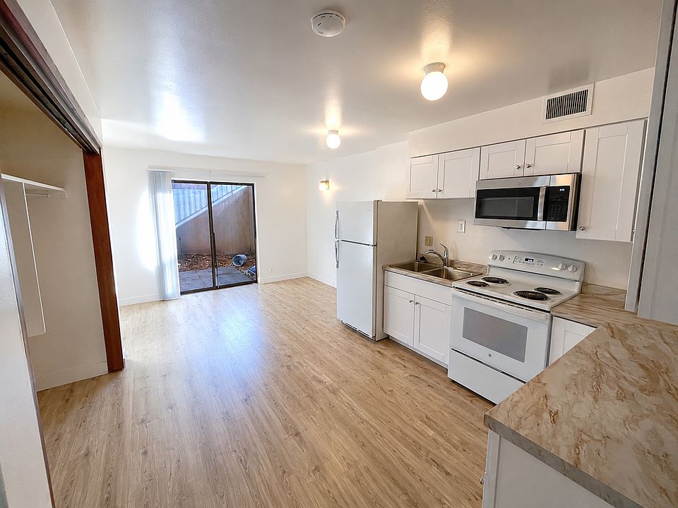1st image of 320 S 700 E APT 13