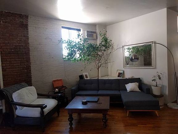 5th image of 113 E 125th St #3