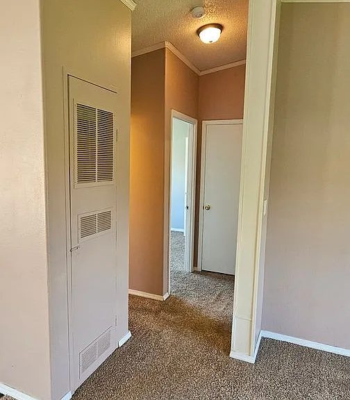 510 S Circle Dr — Photo 5