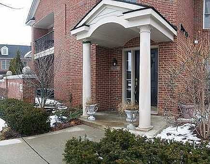 1st image of 5633 Hampshire Ln