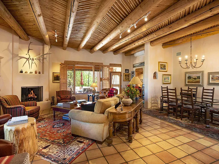 1395 Camino Corto — Photo 2