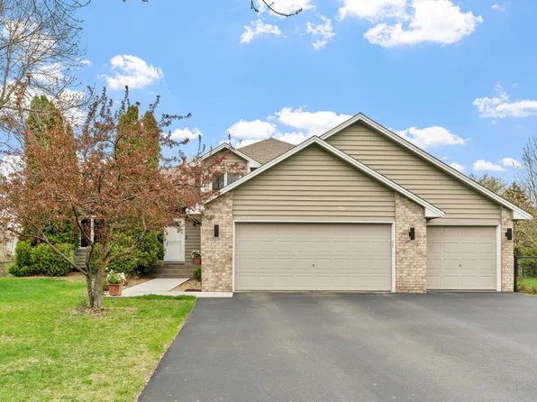 12058 Quay St NW, Coon Rapids, MN 55433