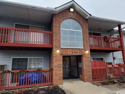 27069 Oakwood Cir #W-209, Olmsted Township, OH, 44138