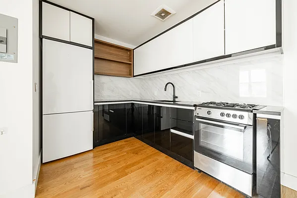 Rented by Twin Group | media 1