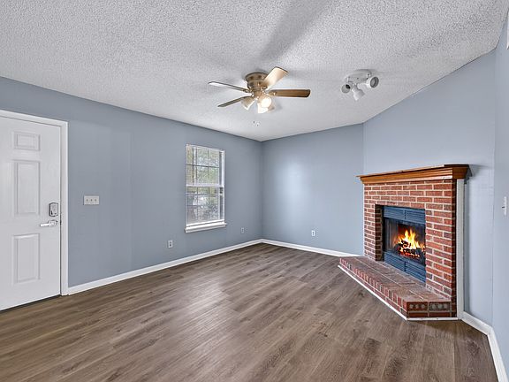 3rd image of 1348 Bellshire Terrace Dr