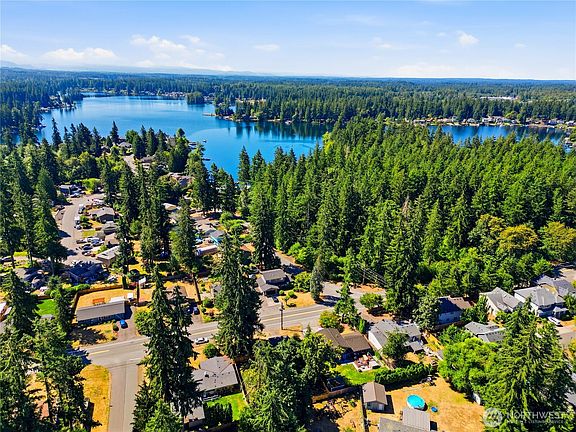 5th image of 22818 SE 288th Street