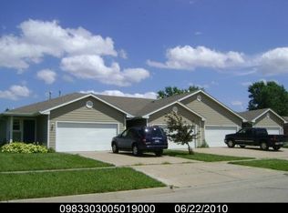 1088 SW Robinson Ave, Topeka, KS 66604