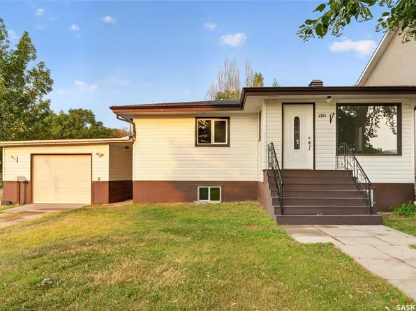 2501 Kelvin AVENUE, Saskatoon, SK S7J 0T6