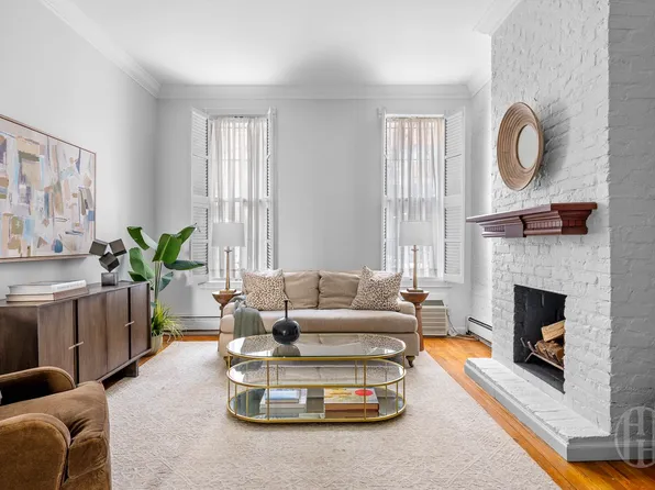 350 East 78th Street image 1 of 18