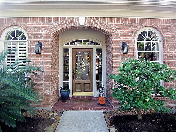 3rd image of 3607 Shady Village Dr