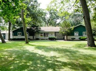 83 Lillian Ln, Yorkville, IL