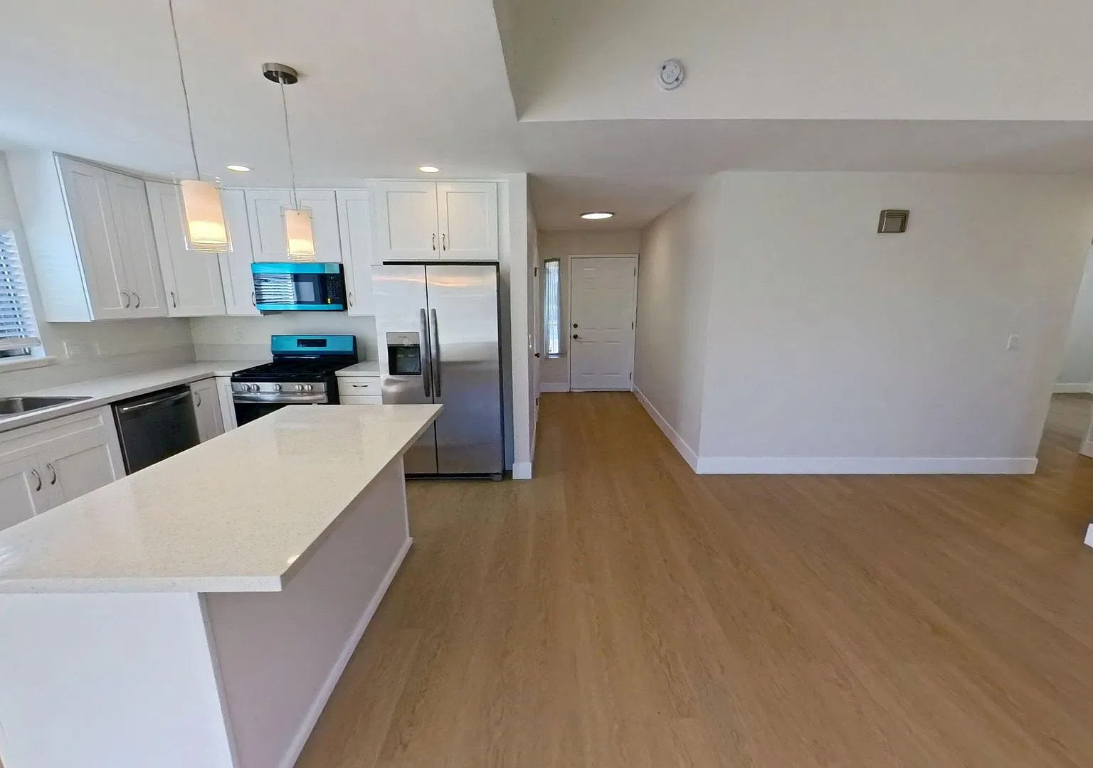 241 Southshore Dr, Lake Elsinore | Big Backyard. Fresh Updates + Pets Welcome! | $2,800/Mo — Photo 3
