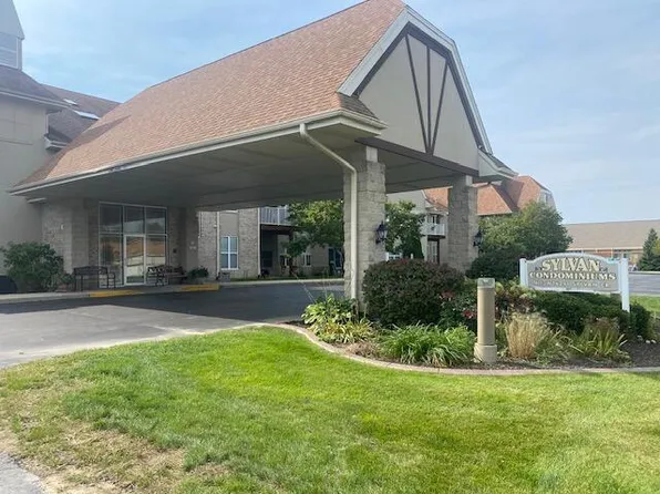 N113W16241 Sylvan CIRCLE #207, Germantown, WI 53022