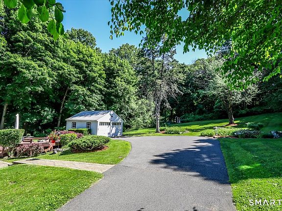 5th image of 203 Whisconier Road