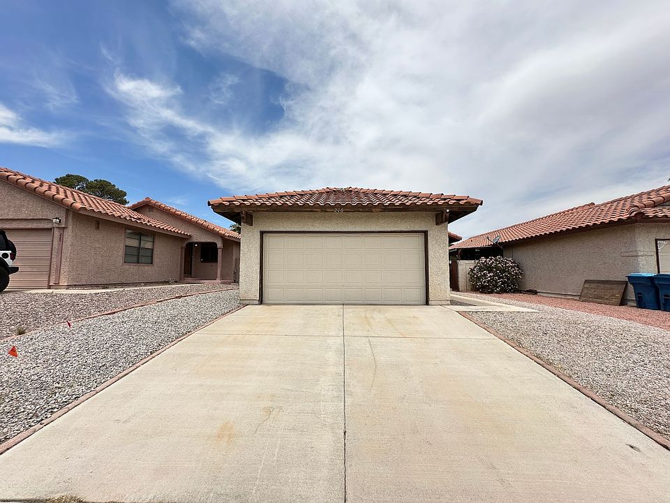 1st image of 216 Jon Belger Dr
