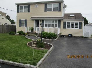 164 Marcy St, West Babylon, NY 11704