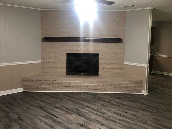 4th image of 358 McKinnon Dr