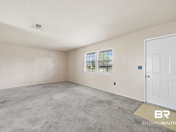 3rd image of 505 Linda Ct
