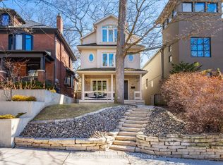 137 Willow Ave, Toronto, ON M4E 3K4