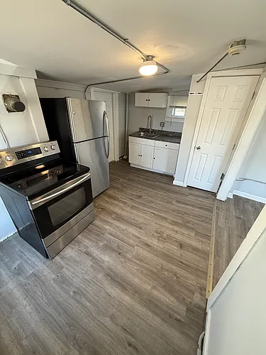 57 N Main St #2R Photo 1
