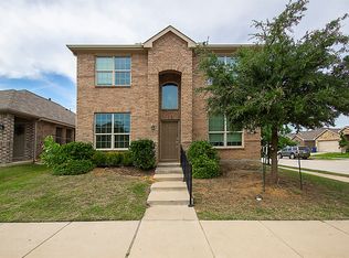 2301 Brightstone Dr, Aubrey, TX 76227