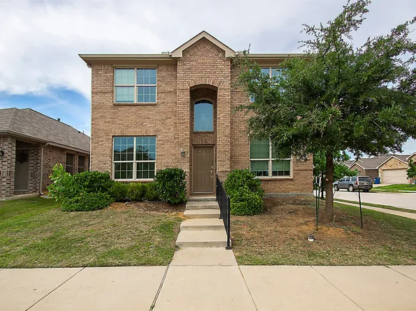 2301 Brightstone Dr, Aubrey, TX 76227
