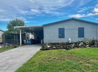 1088 E Miller Dr, Moore Haven, FL 33471