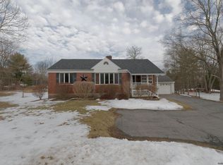 66 Spring Rd, Glenville, NY 12302