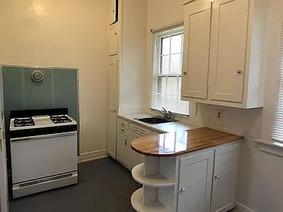 2nd image of 2126 Durham Dayton Hwy APT D
