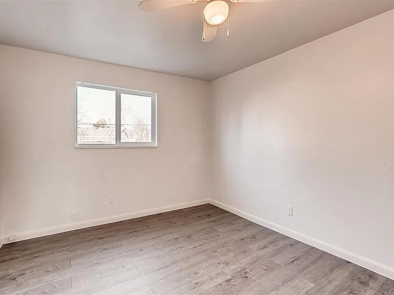 6935 W Mexico Dr — Photo 2
