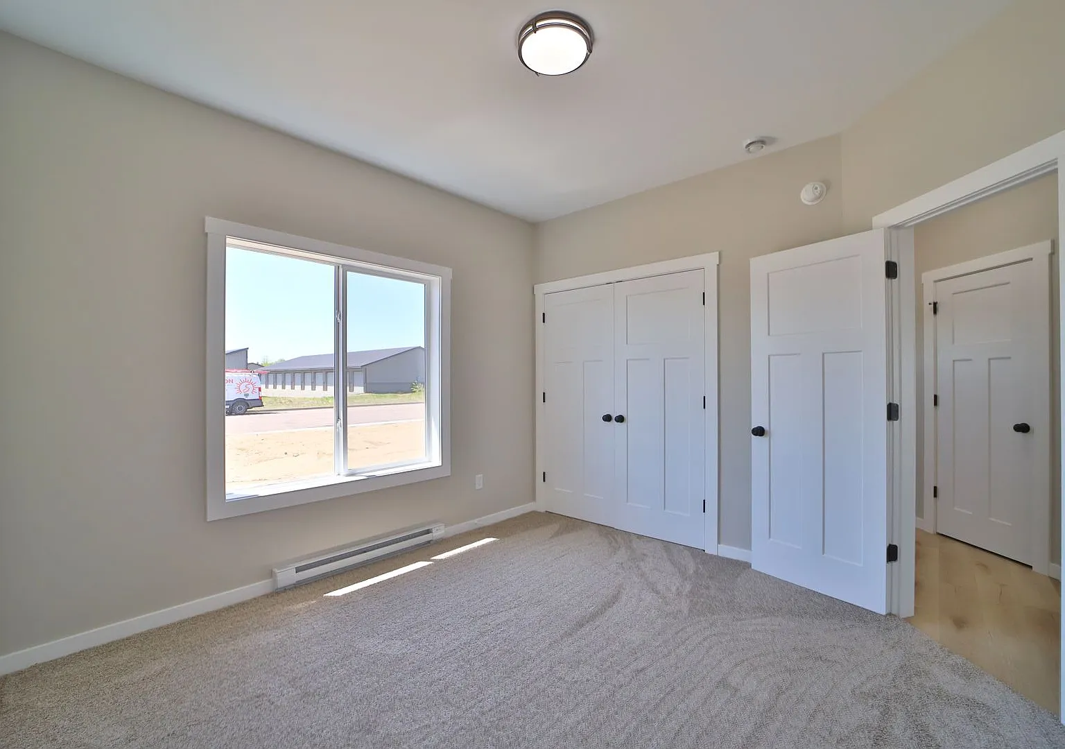 781 W Palomino Ave - Quad — Photo 4