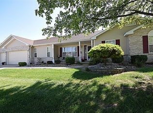 2604 Fieldstone Dr, Maryville, IL