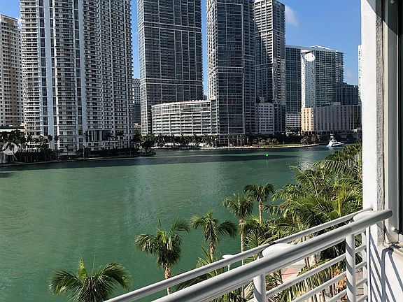 5th image of 335 S Biscayne Blvd APT 507