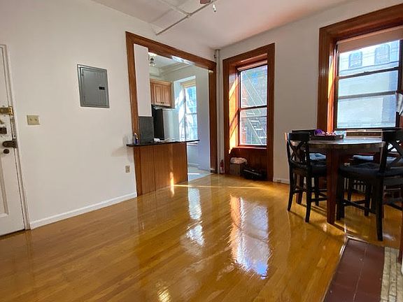 3rd image of 157 W 80th St #2C