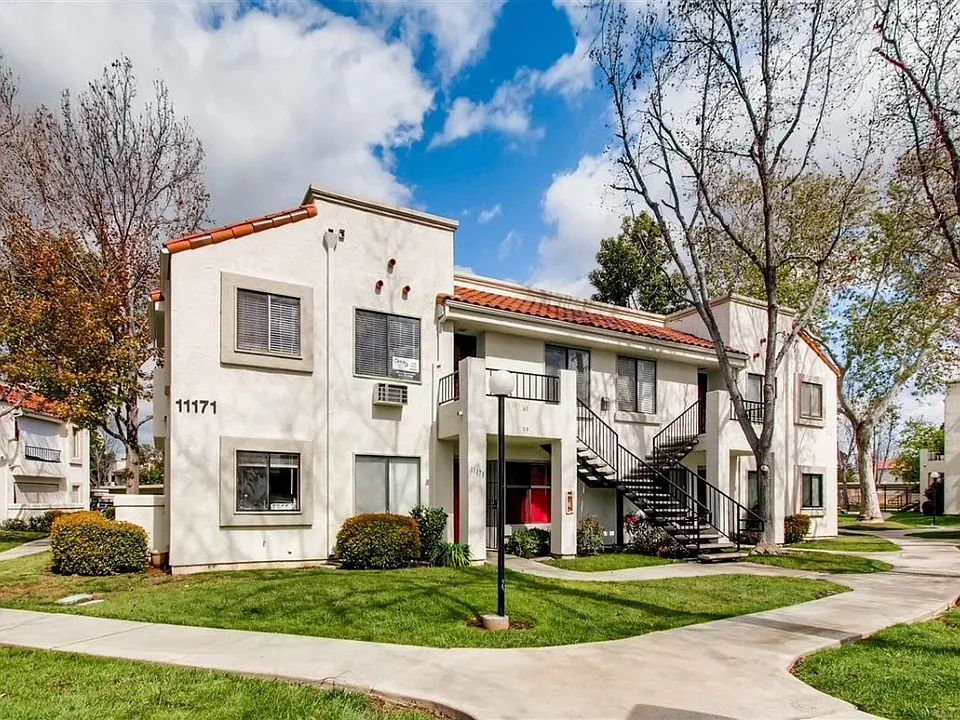 11171 Camino Ruiz #60