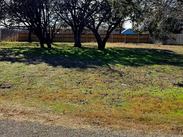 5106 Waterbury Ct, Granbury, TX 76048