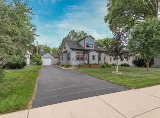 828 5th Ave W, Shakopee, MN 55379