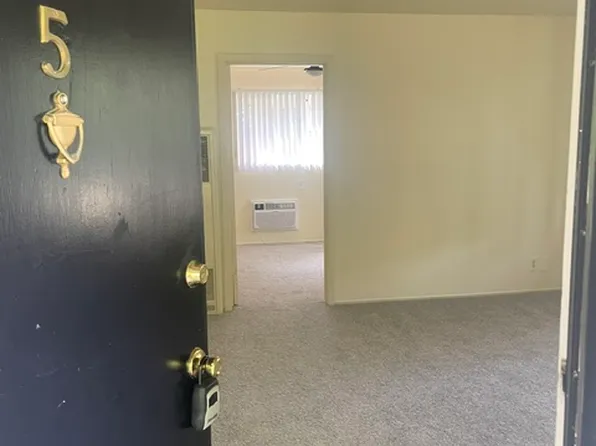 1418 Sutterville Rd #5, Sacramento, CA 95822