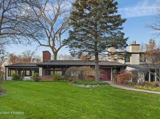 1500 Lawrence Ln, Northbrook, IL 60062