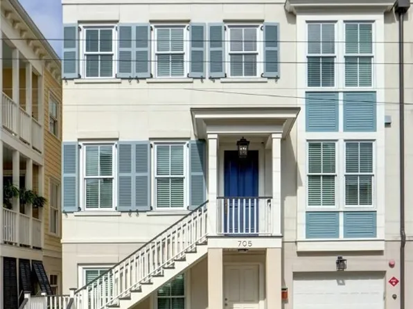 705 Howard Street, Savannah, GA 31401