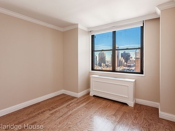 3rd image of 201 E 87th St APT 10L