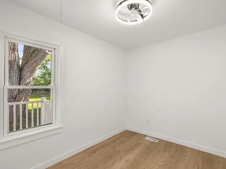 11259 Chapp Ave — Photo 36