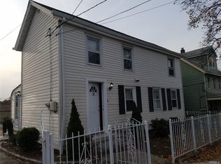 21 Allard Ave, New Rochelle, NY 10805