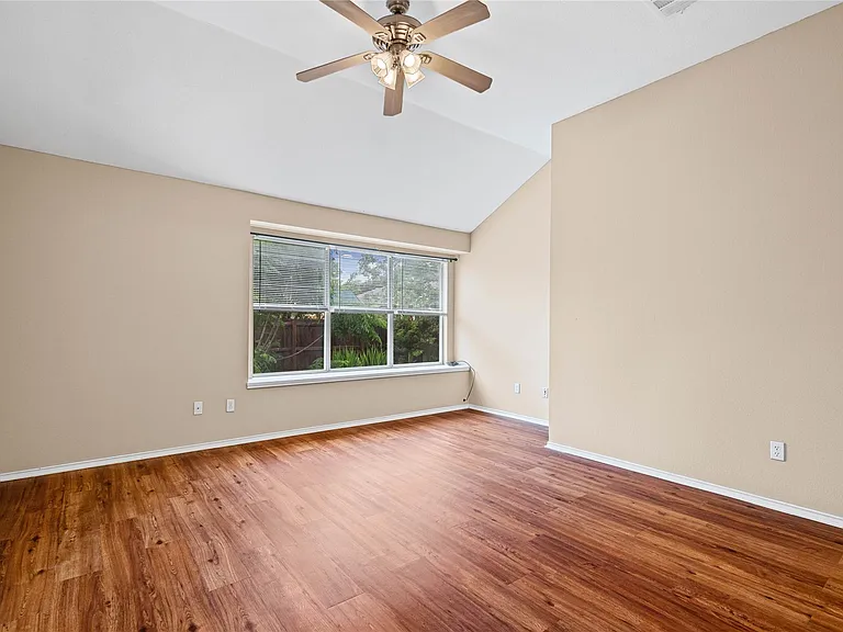 716 Meadow View Dr — Photo 11