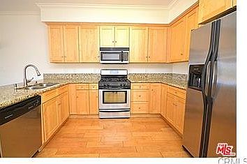 kitchen with granite counter tops