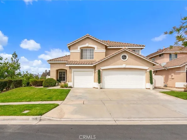 908 N Temescal Cir, Corona, CA 92879