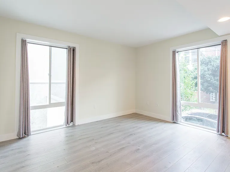 1533-39 Parrish St #3FA — Photo 17